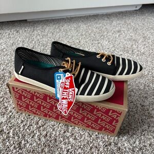 Vans Women's Tazie Mid Stripe Black Canvas Shoe Size 5